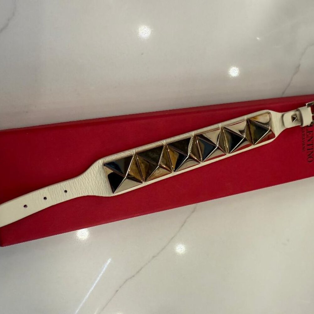 Valentino Garavani- Rockstud Bracelet